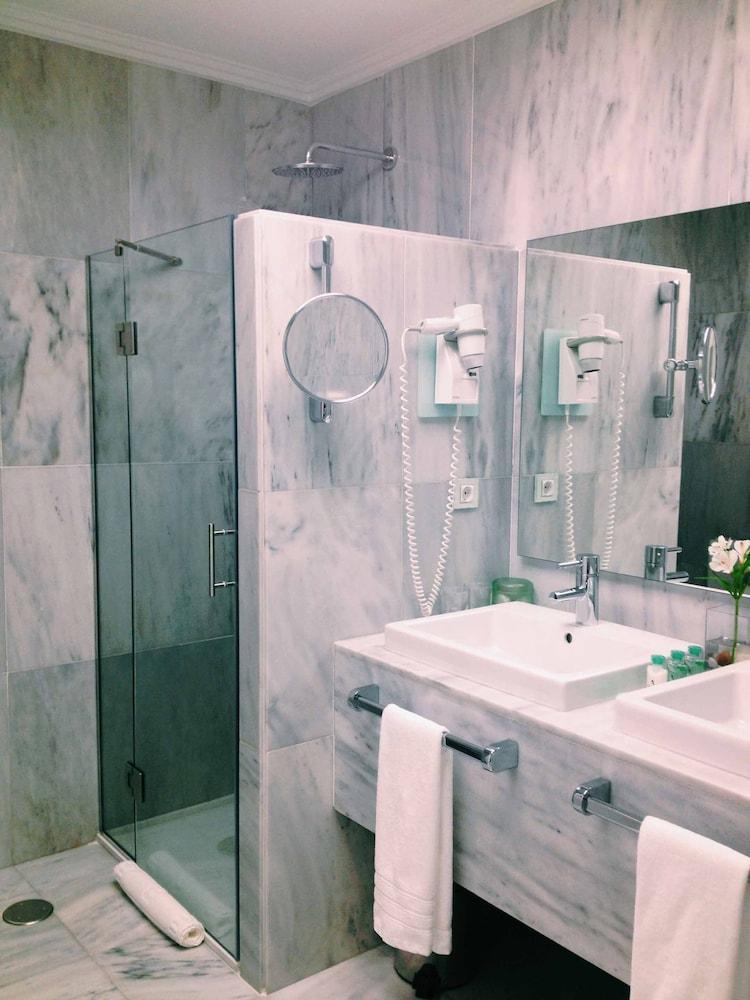 Hotel Rector Саламанка Экстерьер фото Bathroom